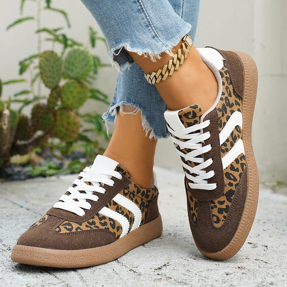 Women's Retro Leopard Print Casual Sneakers